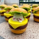 Press and Go Burger Car