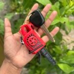 Mini Chainsaw Keychain - Image 2